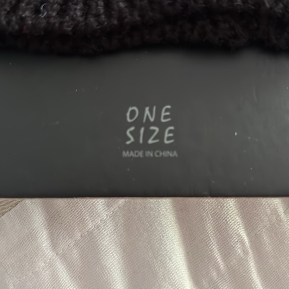 Black Knit Leg Warmers - Picture 3 of 6